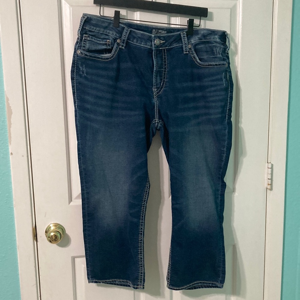 Silver Suki Midrise Capri - Size 20